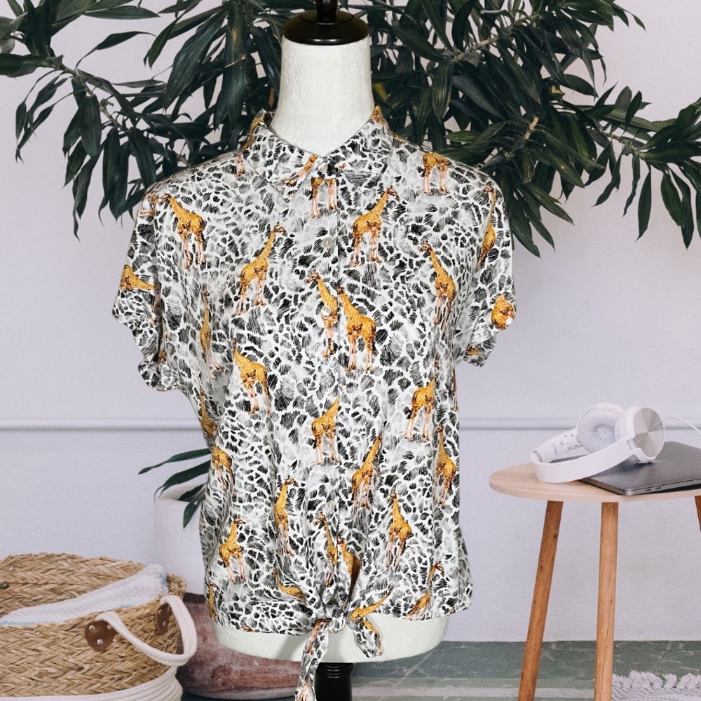 Jane + Delancey Safari Button Down